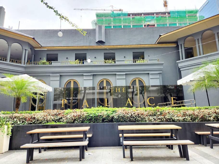 Casa Antonio At Uptown Parksuites Tower One Bgc Manille Extérieur photo