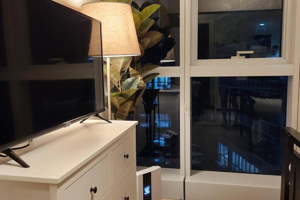 Casa Antonio At Uptown Parksuites Tower One Bgc Manille Extérieur photo