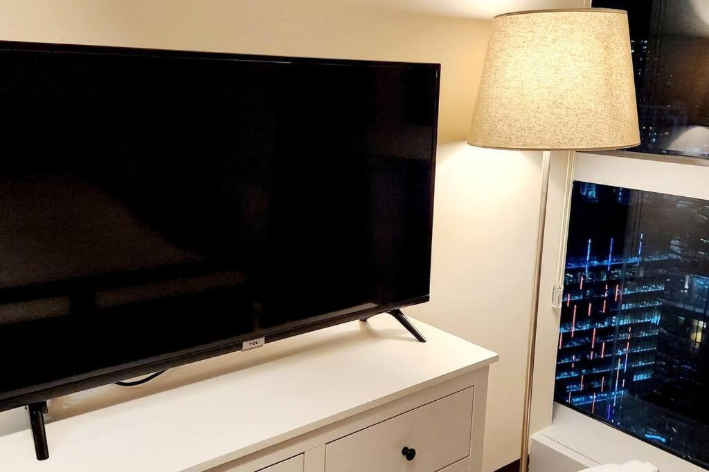 Casa Antonio At Uptown Parksuites Tower One Bgc Manille Extérieur photo