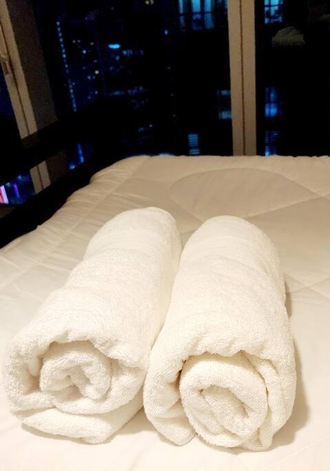 Casa Antonio At Uptown Parksuites Tower One Bgc Manille Extérieur photo