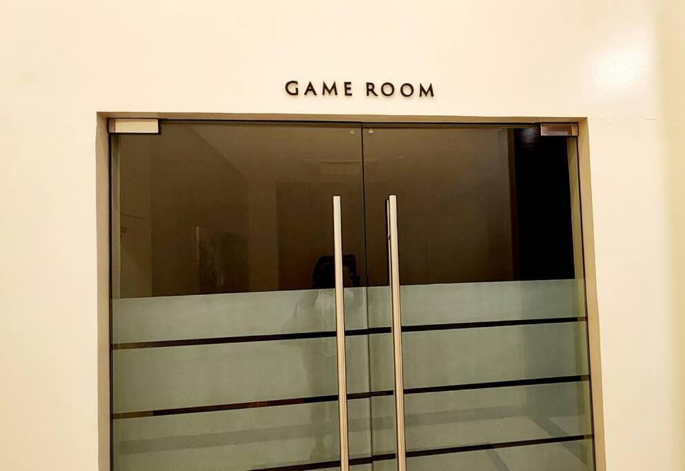 Casa Antonio At Uptown Parksuites Tower One Bgc Manille Extérieur photo