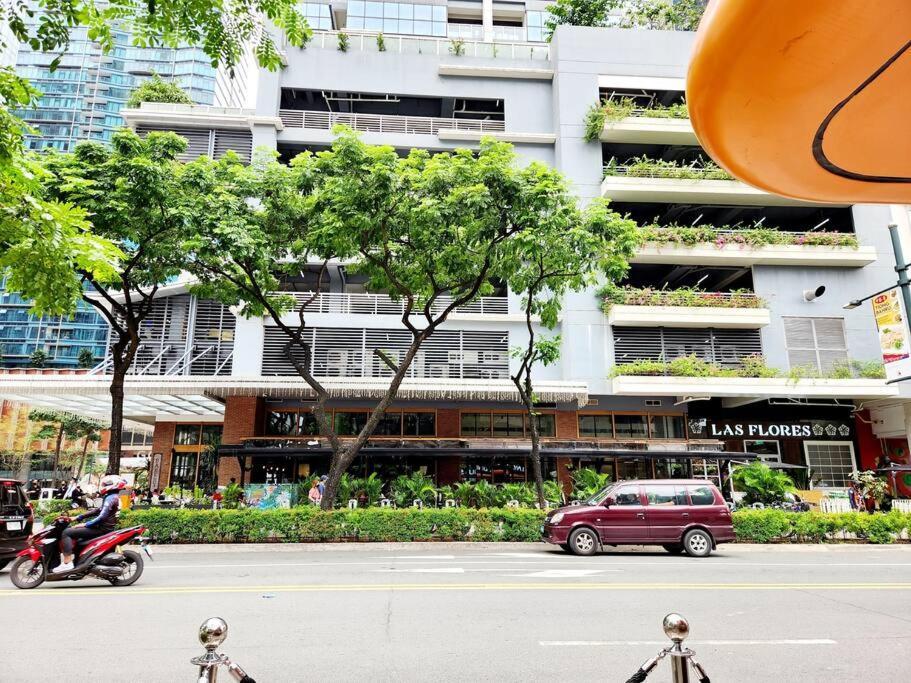 Casa Antonio At Uptown Parksuites Tower One Bgc Manille Extérieur photo