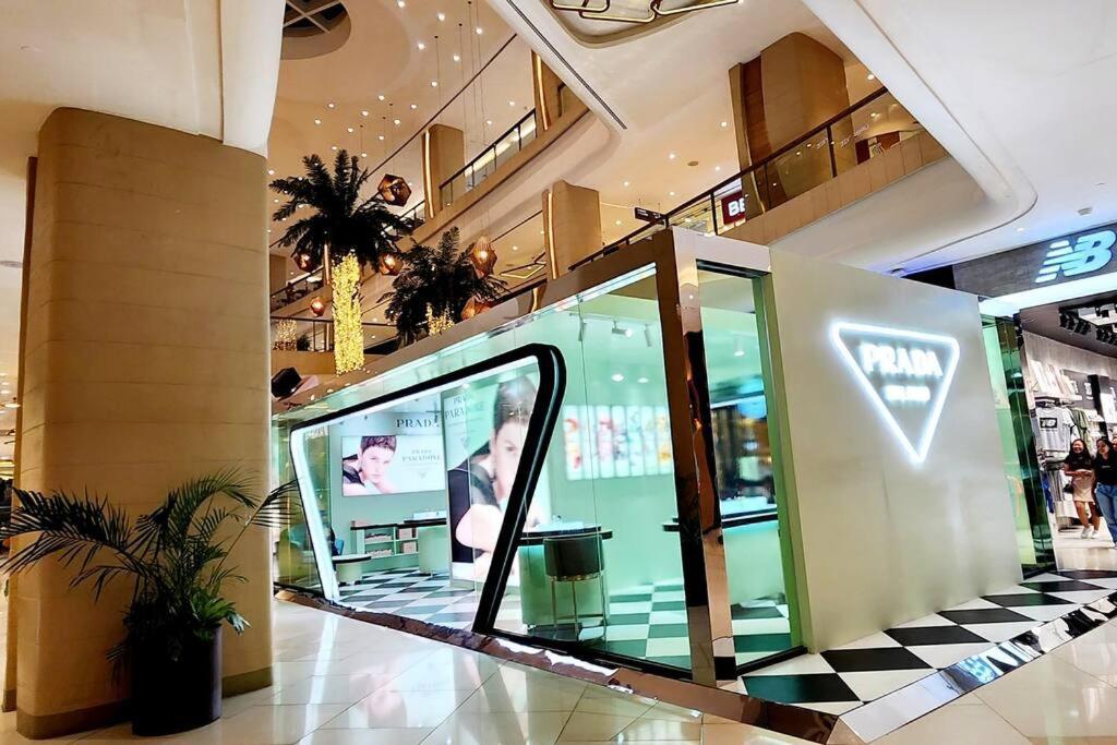 Casa Antonio At Uptown Parksuites Tower One Bgc Manille Extérieur photo