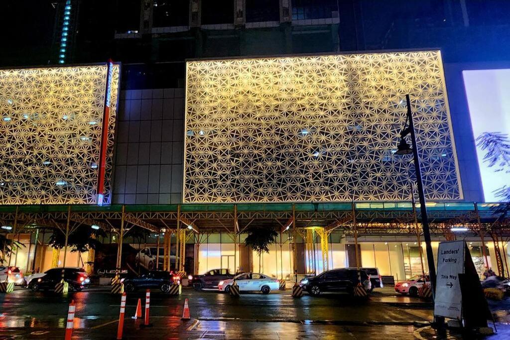 Casa Antonio At Uptown Parksuites Tower One Bgc Manille Extérieur photo